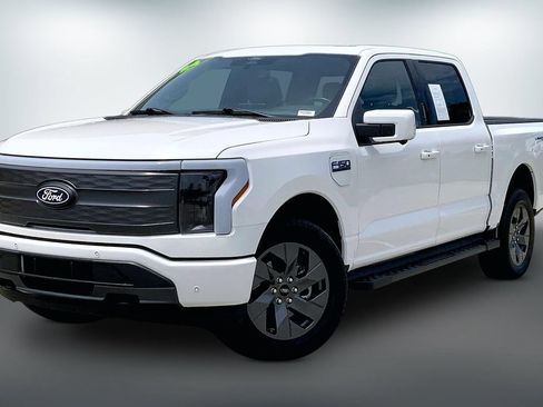 Used 2024 Ford F150 Lightning Lariat w/ Max Trailer Tow Package AWD/4WD image 2