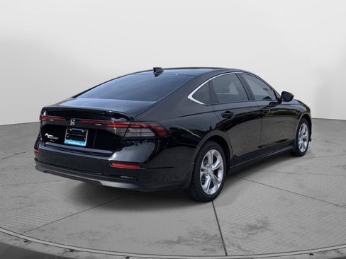 Certified 2023 Honda Accord LX image 3