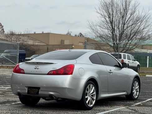 Used 2012 INFINITI G37 x w/ Premium Pkg image 7