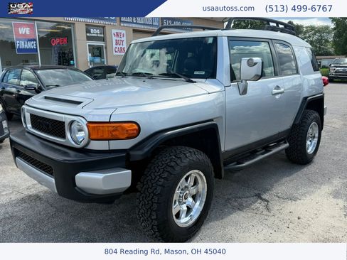 Used 2008 Toyota FJ Cruiser 4WD image 1