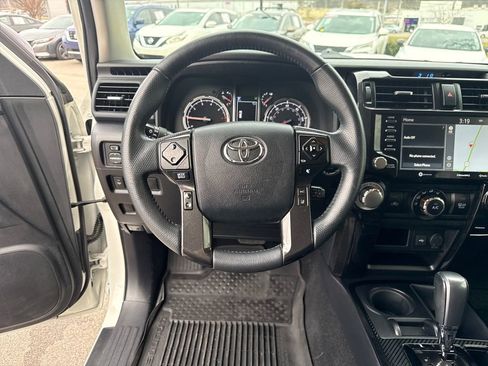 Used 2021 Toyota 4Runner Venture image 16