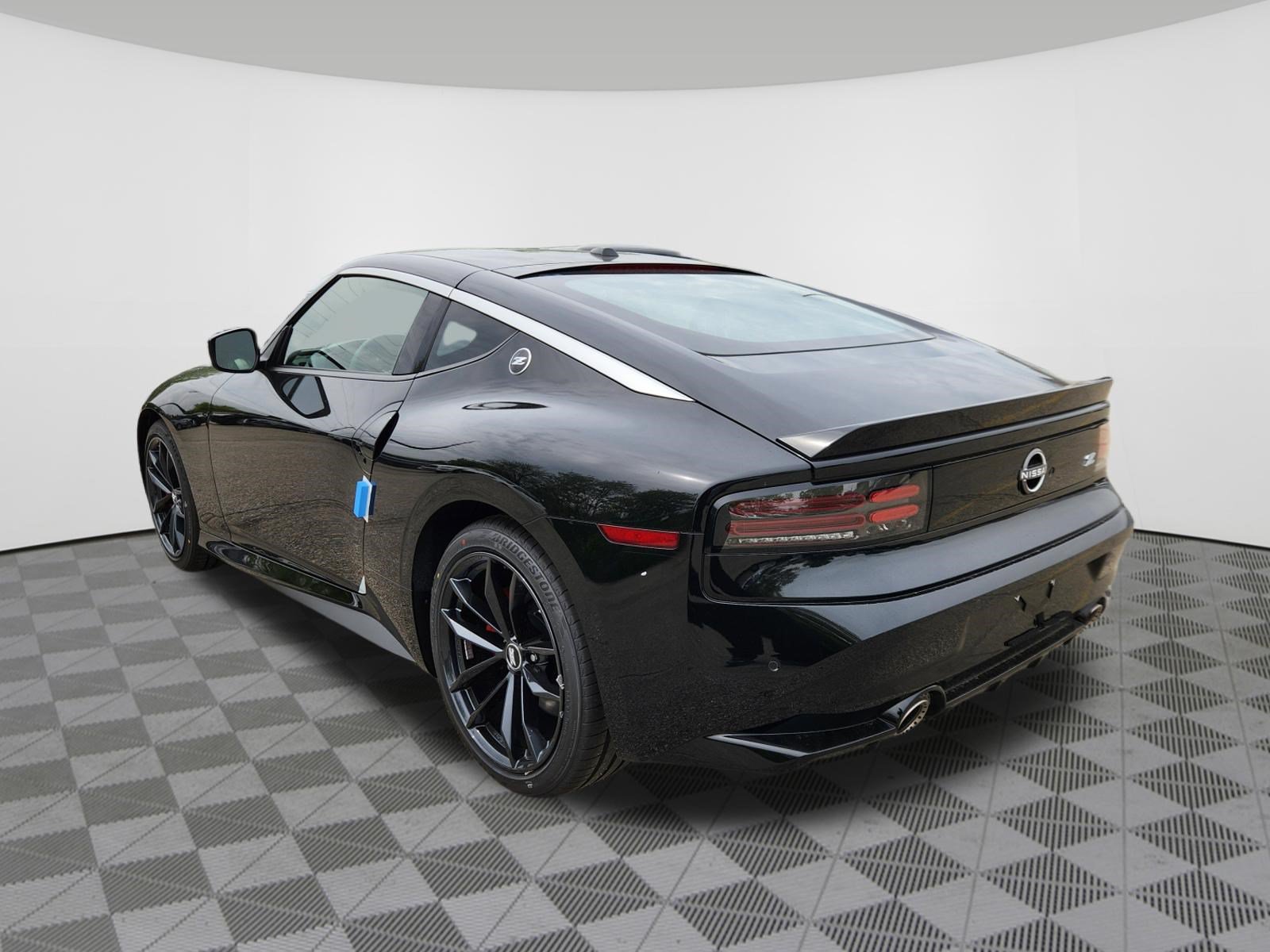 New 2026 Nissan Z Performance w/ Floor Mat Package RWD image 3