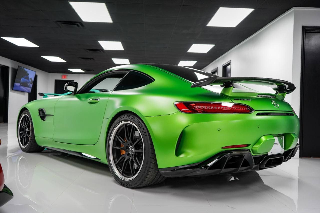 Used 2018 Mercedes-Benz AMG GT R image 4