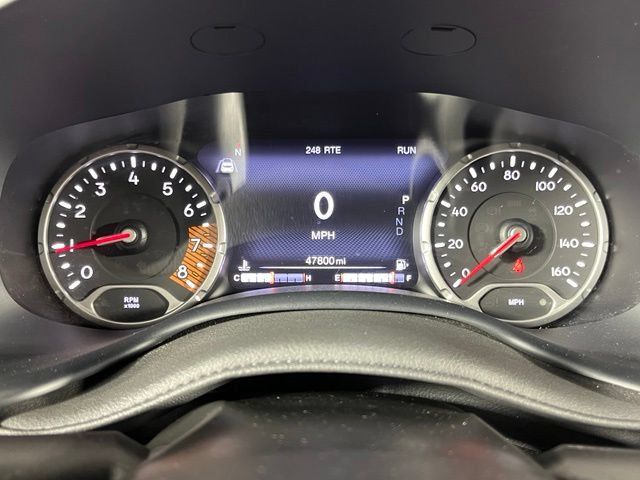 Used 2023 Jeep Renegade Latitude AWD/4WD image 16
