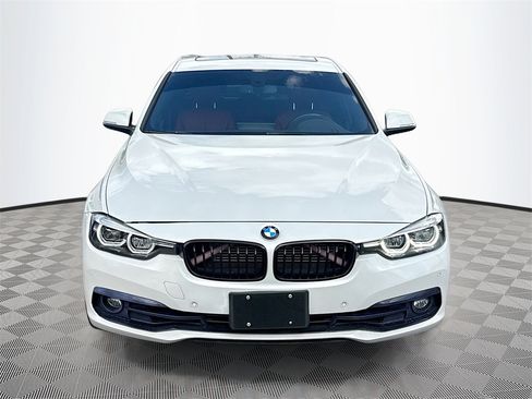 Used 2018 BMW 330e image 2