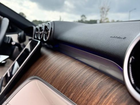 Used 2024 Mercedes-Benz C 300 Sedan image 18