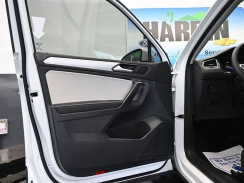 Used 2023 Volkswagen Tiguan S FWD image 11