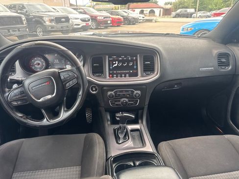 Used 2022 Dodge Charger GT w/ Blacktop Package RWD image 16