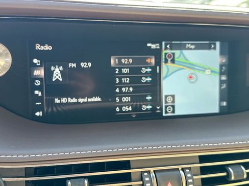 Used 2018 Lexus LS 500 w/ Interior Upgrade Package image 12