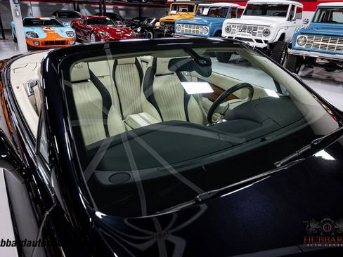 Used 2018 Bentley Continental GT image 40