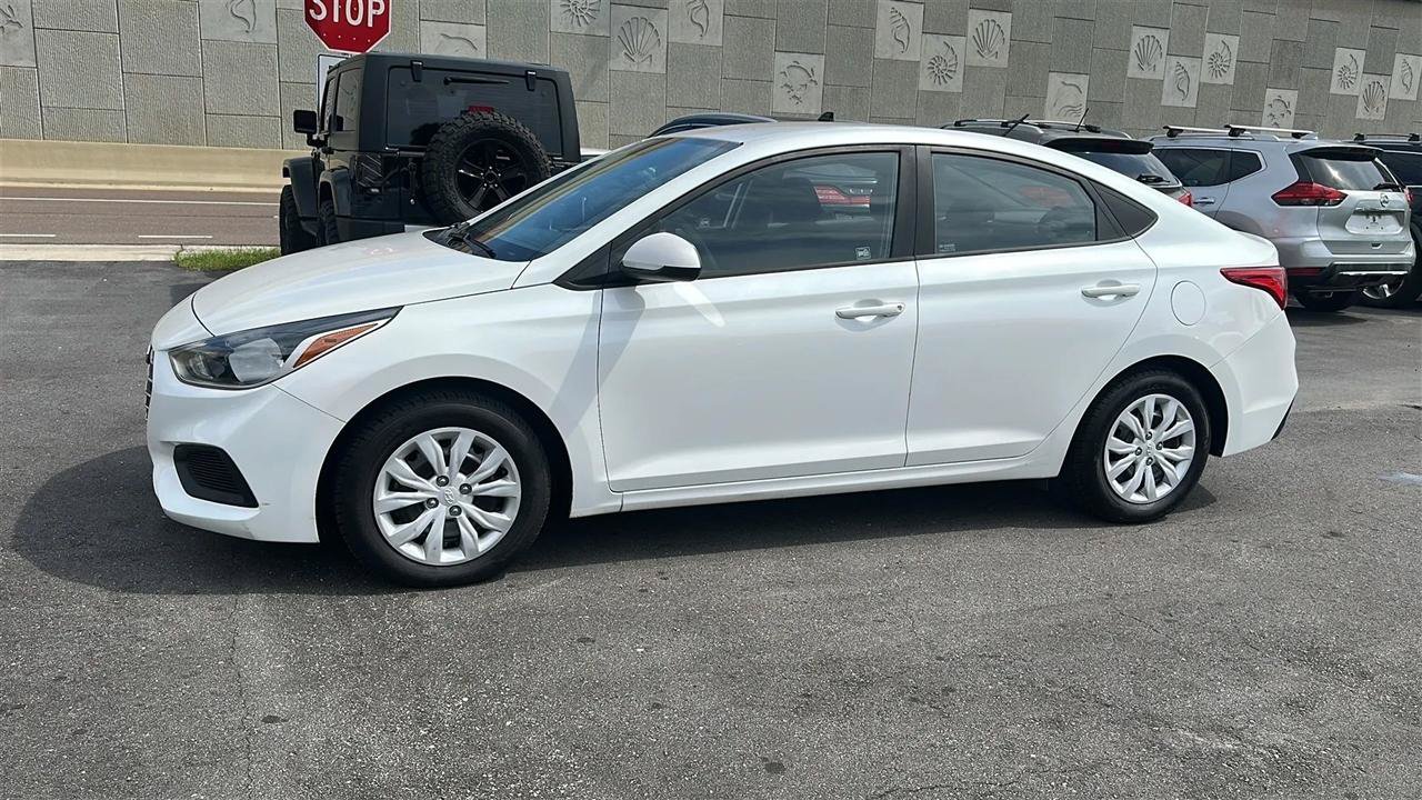 Used 2020 Hyundai Accent SE FWD image 14