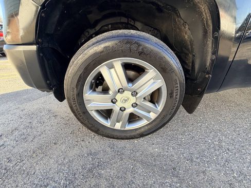 Used 2014 Toyota Tundra SR image 21