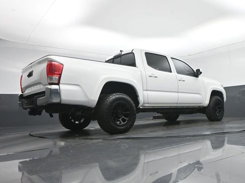 Used 2017 Toyota Tacoma SR5 image 53