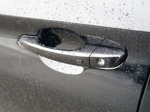 Certified 2023 Hyundai Kona SE image 11