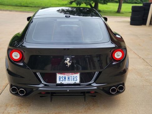 Used 2016 Ferrari FF image 27