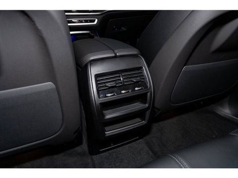 New 2026 BMW X5 xDrive50e image 76