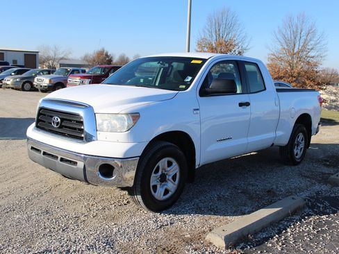 Used 2008 Toyota Tundra SR5 image 2