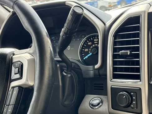 Used 2018 Ford F150 Lariat w/ Equipment Group 501A Mid image 14