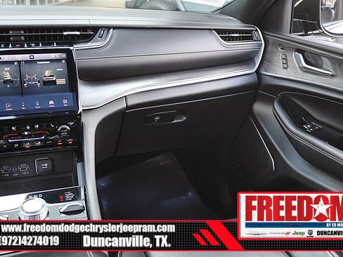 Certified 2023 Jeep Grand Cherokee L Overland w/ Advanced Protech Group III AWD/4WD image 38