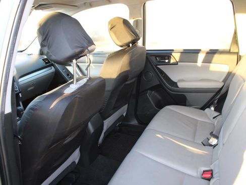 Used 2015 Subaru Forester 2.5i Limited image 7