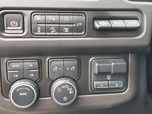 Used 2022 Chevrolet Tahoe High Country w/ Max Trailering Package AWD/4WD image 20
