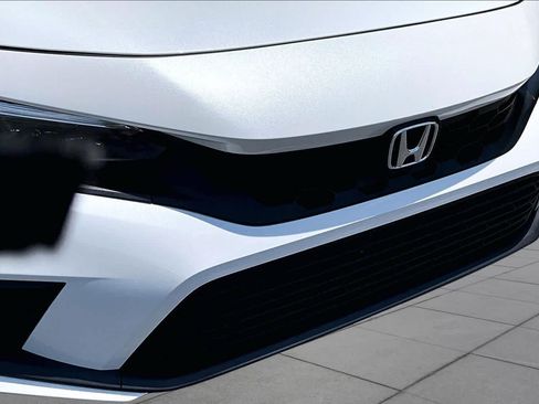 Used 2023 Honda Civic LX image 29