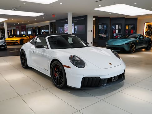 Used 2026 Porsche 911 Targa 4 GTS AWD/4WD image 21
