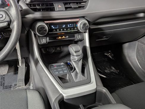 Certified 2025 Toyota RAV4 LE image 24