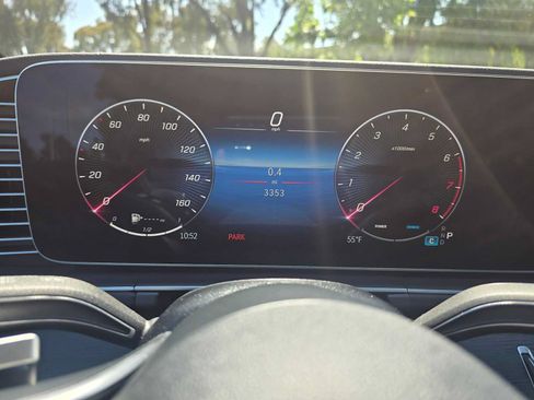 Used 2026 Mercedes-Benz GLS 450 4MATIC image 29