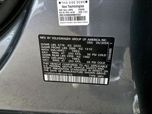 Used 2024 Volkswagen Atlas Cross Sport SEL Premium R-Line image 31