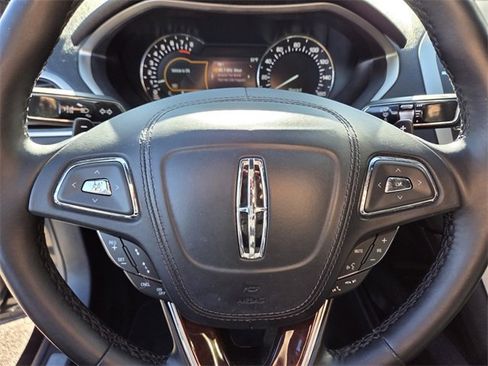 Used 2017 Lincoln MKZ Reserve w/ Luxury Package image 18