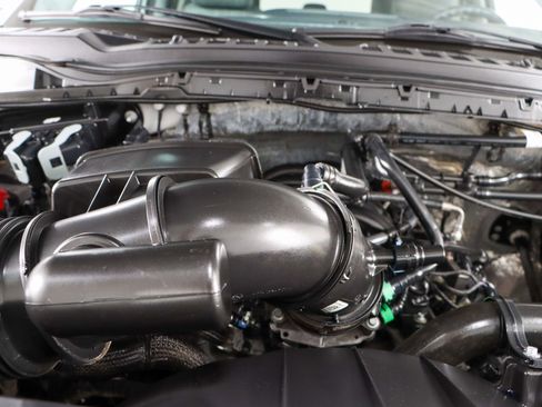 Used 2023 Ford F250 XLT w/ FX4 Off-Road Package image 30