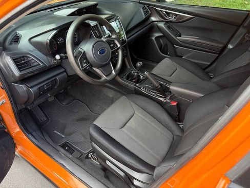 Used 2018 Subaru Crosstrek 2.0i AWD/4WD image 16