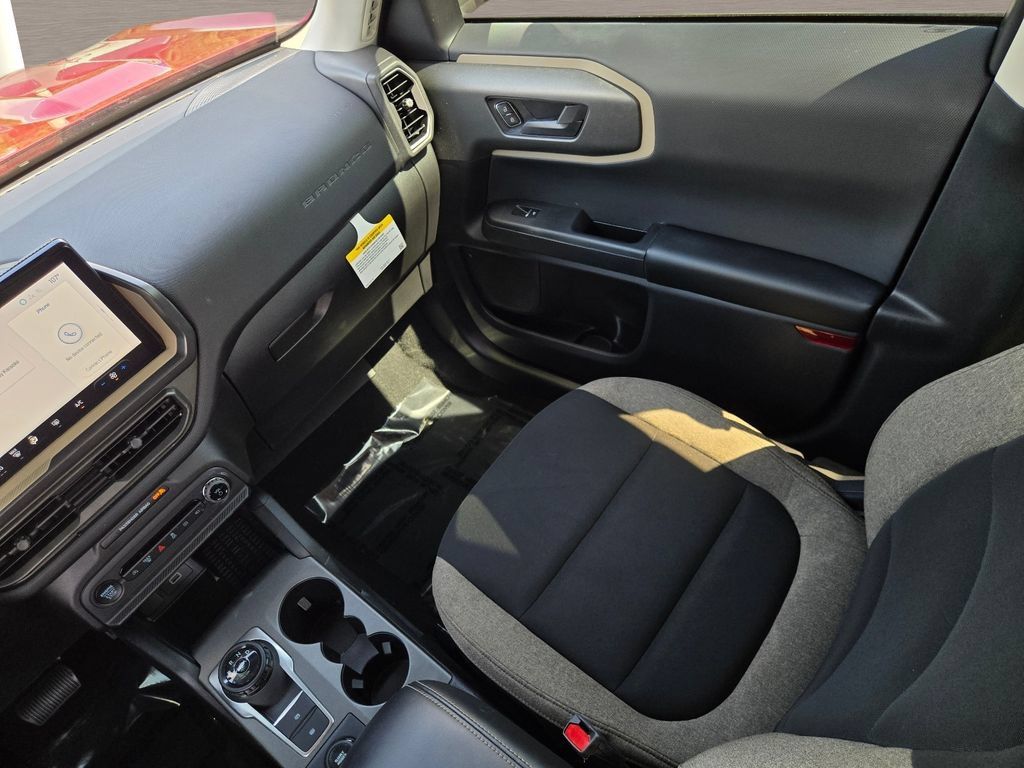Used 2025 Ford Bronco Sport Big Bend AWD/4WD image 14