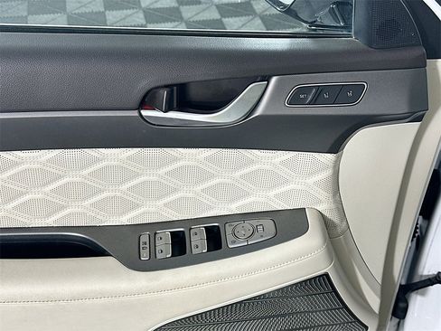 Used 2020 Hyundai Palisade Limited image 25