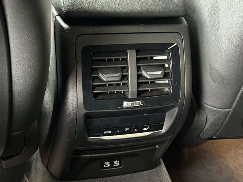 Used 2024 BMW X3 xDrive30i w/ Convenience Package w/ZPA image 14