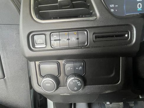 Used 2023 Chevrolet Tahoe LT RWD image 12