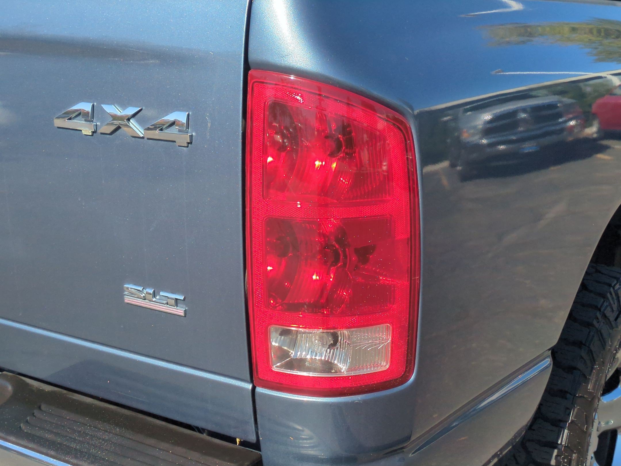 Used 2004 Dodge Ram 1500 Truck SLT AWD/4WD image 12