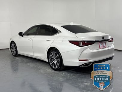 Used 2019 Lexus ES 350 Luxury w/ Accessory Package 2