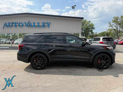 Used 2023 Ford Explorer ST w/ Equipment Group 401A AWD/4WD image 8