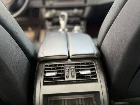 Used 2011 BMW 528i Sedan RWD image 20