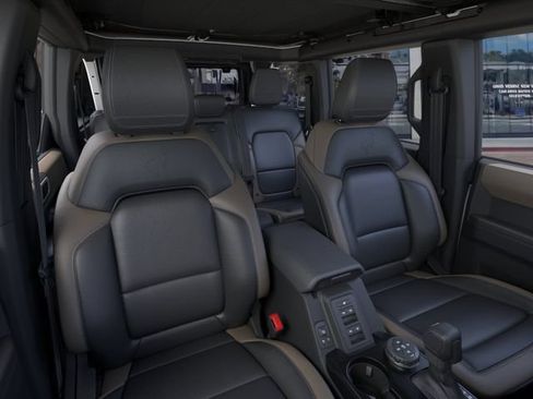 New 2026 Ford Bronco Big Bend w/ Black Diamond Package AWD/4WD image 10