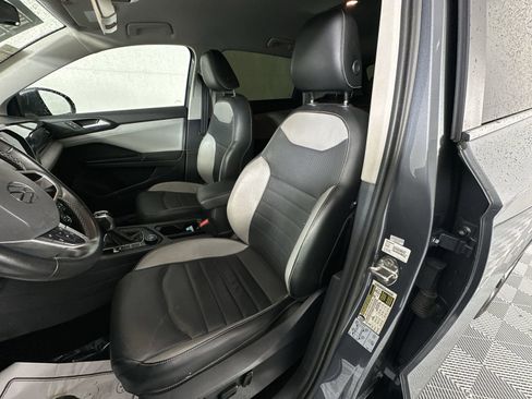 Used 2022 Volkswagen Taos SEL AWD/4WD image 11
