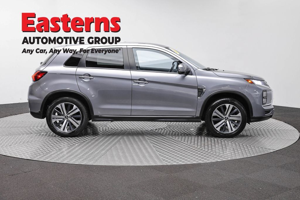 Used 2022 Mitsubishi Outlander Sport SE FWD image 6