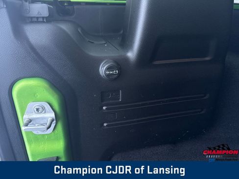 Used 2018 Jeep Wrangler Unlimited Sport S image 35