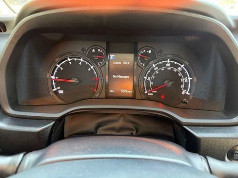 Used 2021 Toyota 4Runner SR5 Premium w/ Moonroof Package AWD/4WD image 18