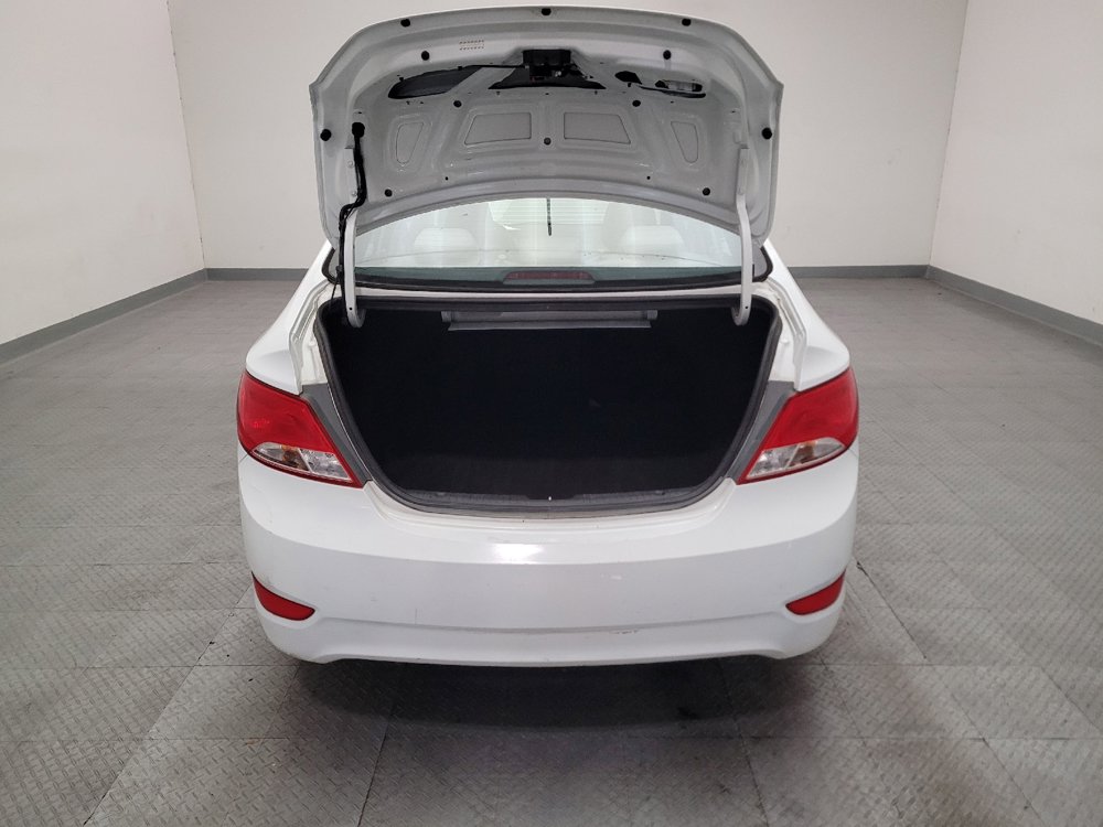 Used 2016 Hyundai Accent SE FWD image 29