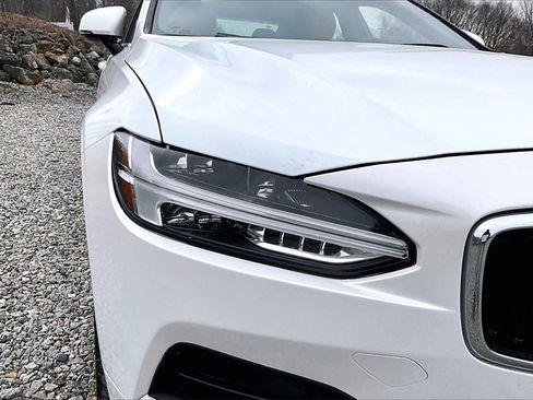 Used 2018 Volvo S90 T5 Momentum w/ Protection Package Premier image 26