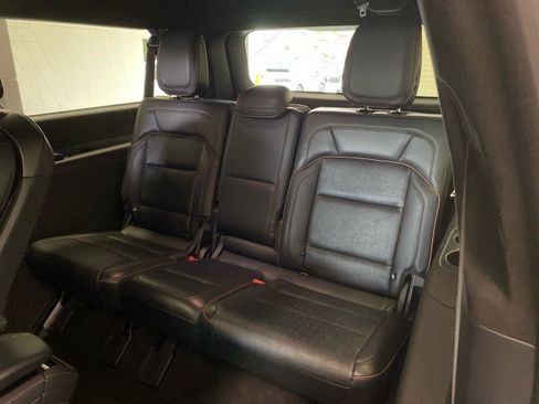 Certified 2026 Lincoln Navigator L Black Label AWD/4WD image 14