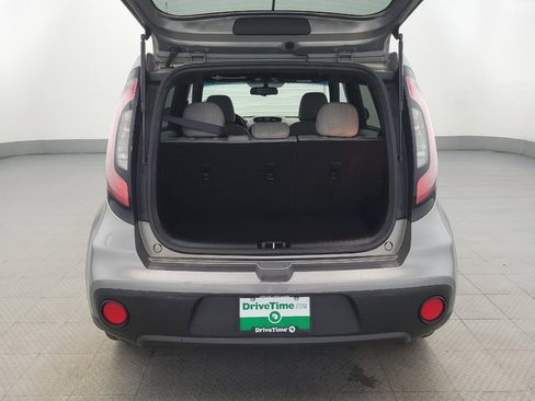Used 2018 Kia Soul FWD image 29